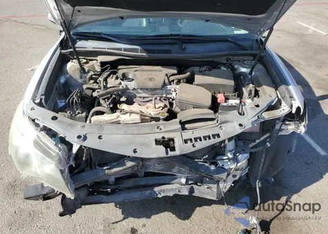 2012 Toyota Camry Base z USA, uszkodzony, nr VIN 4T1BF1FK8CU156513